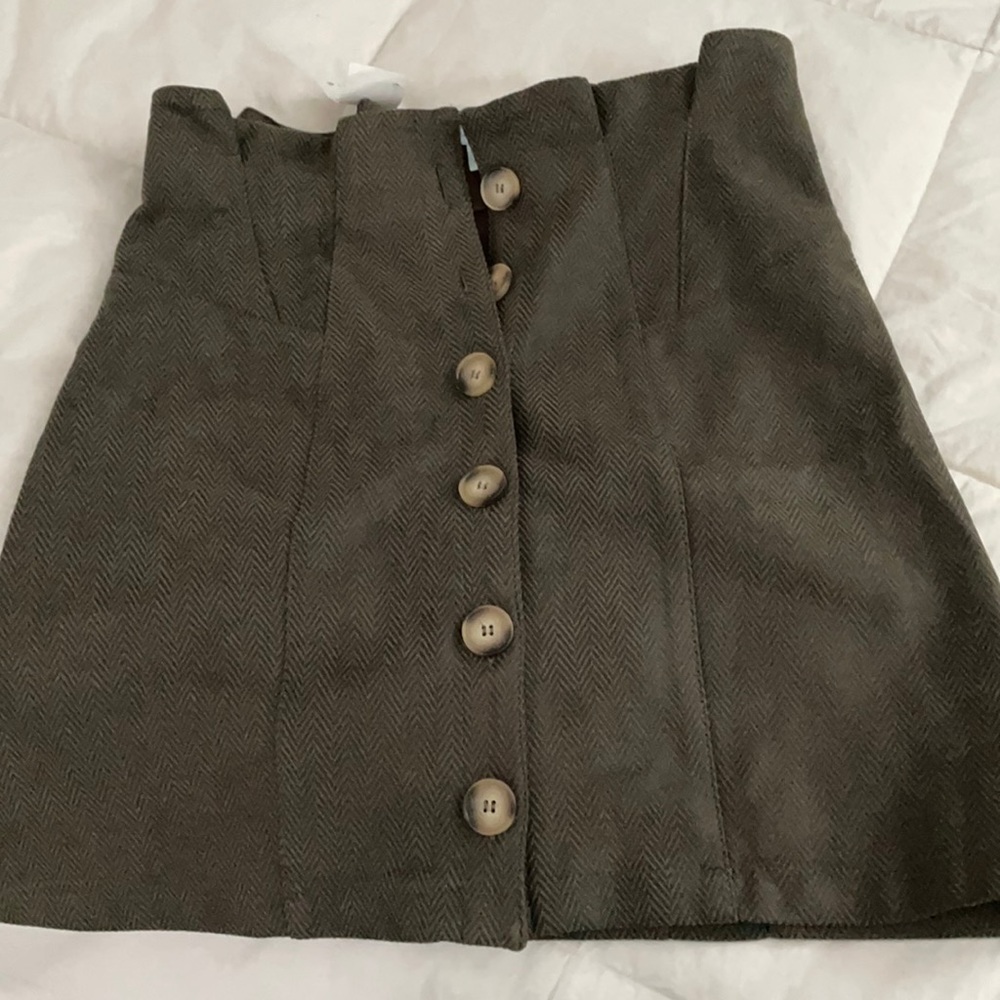 Brand new never worn with tags button up skirt.